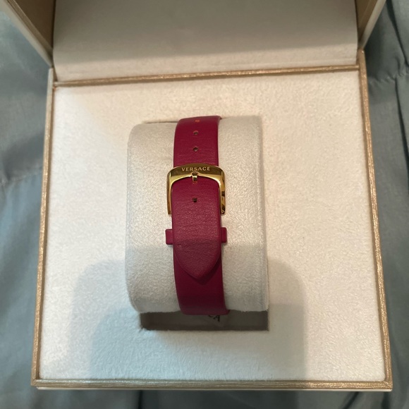 Versace Pink Leather Band Women’s Watch - Picture 8 of 11